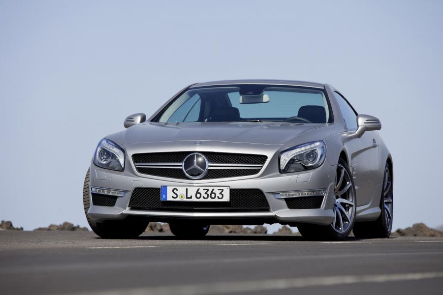  Mercedes-Benz SL63 AMG 2012 года  (фото 24 из 69)